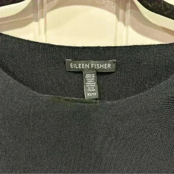 Women’s Eileen Fisher Black Blouse Top Shoulder Slits/Cutout 100%Merino Wool XS - Picture 8 of 13